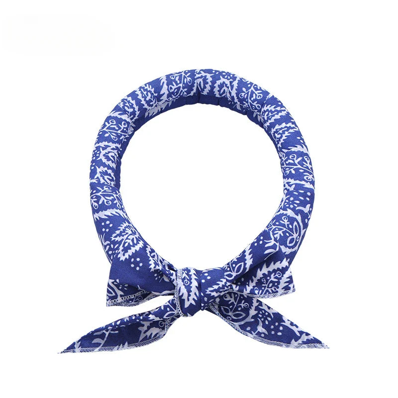 Woof & Wander Cooling Scarf